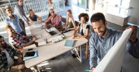 Optimal Employee Engagement Comes from a Blend of Storytelling and Analytics